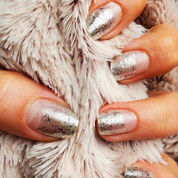 *Retired* Color Street: Dripping in Diamonds | Silver Glitter Overlay Party - Picture 2 of 13